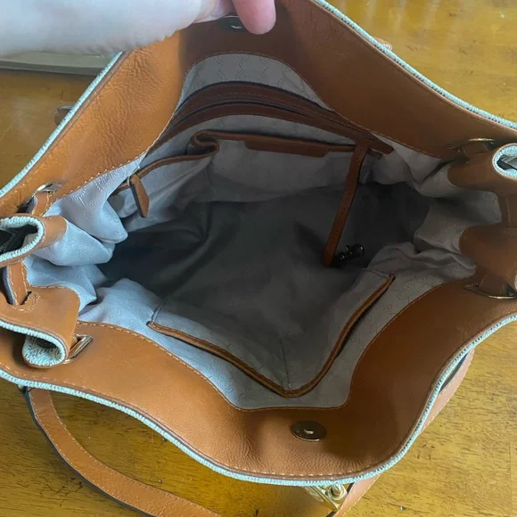 MICHAEL KORS LG HAMILTON TOTE Vanilla with lock and key - Picture 3 of 9